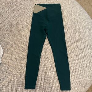WILO The Label Crossover High-Waisted Leggings | Dark Green | XS